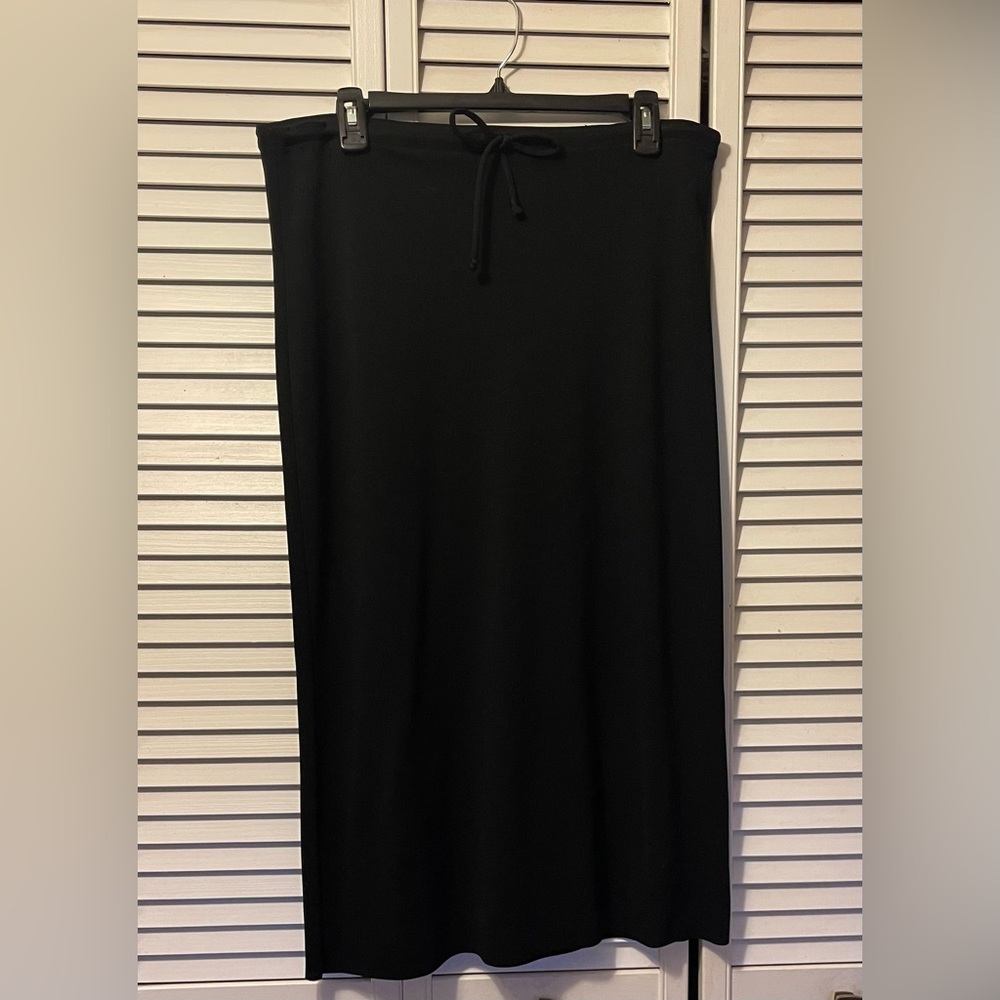 Liz Claiborne black skirt